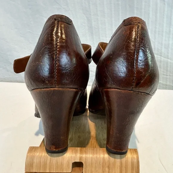 Born BOC Chestnut Brown Leather Mary Jane Style T Strap Heels - Picture 6 of 11